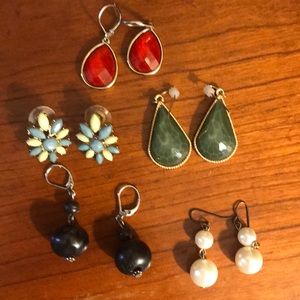 Lot of 5 pairs of small earrings!